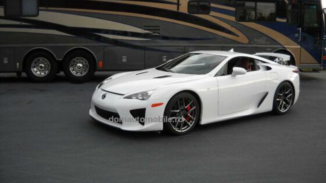lexus_lfa_60348700