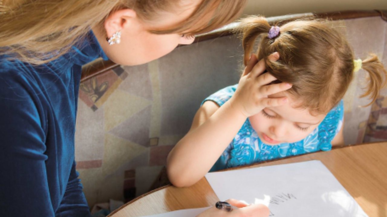 mama_copil_invata_shutter_34029300_47750900