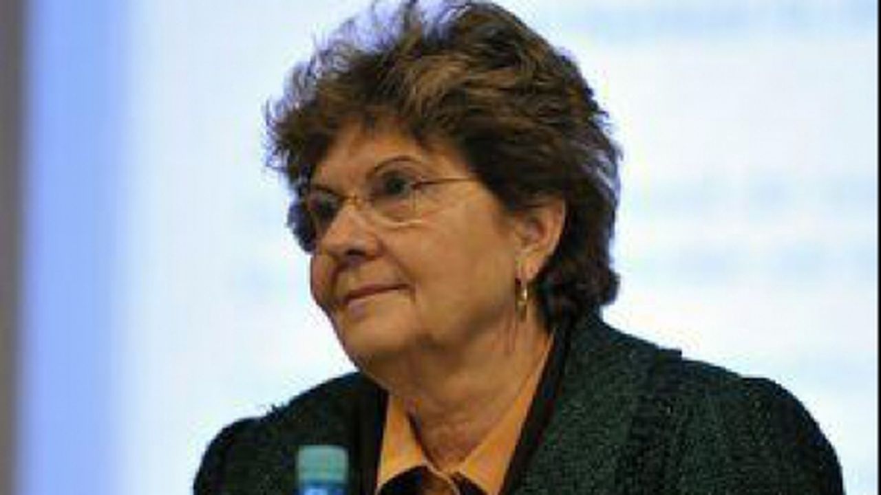 campeanu_52037200_03088000