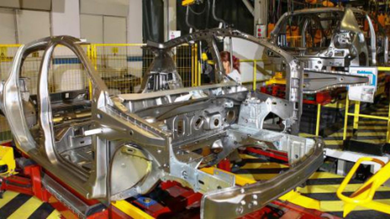 dacia_uzina_20_56788500_84575200