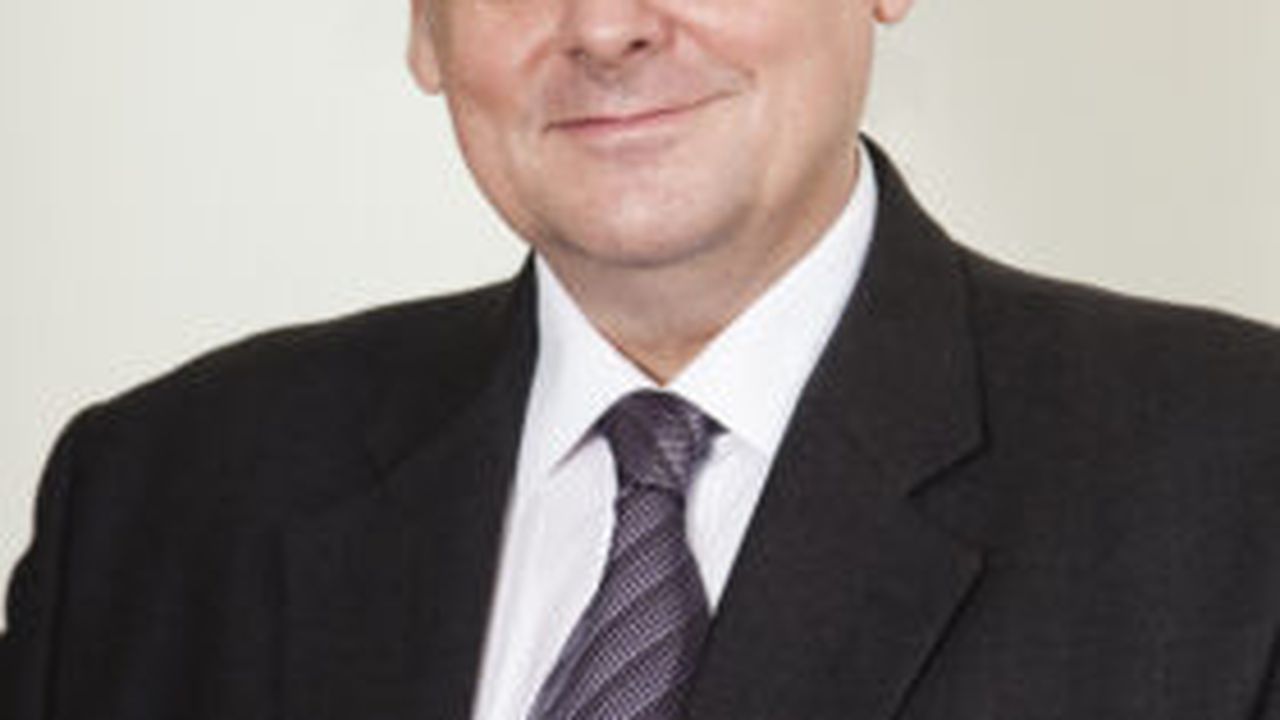 neil_mcgregor__partener_coordonator_04378900