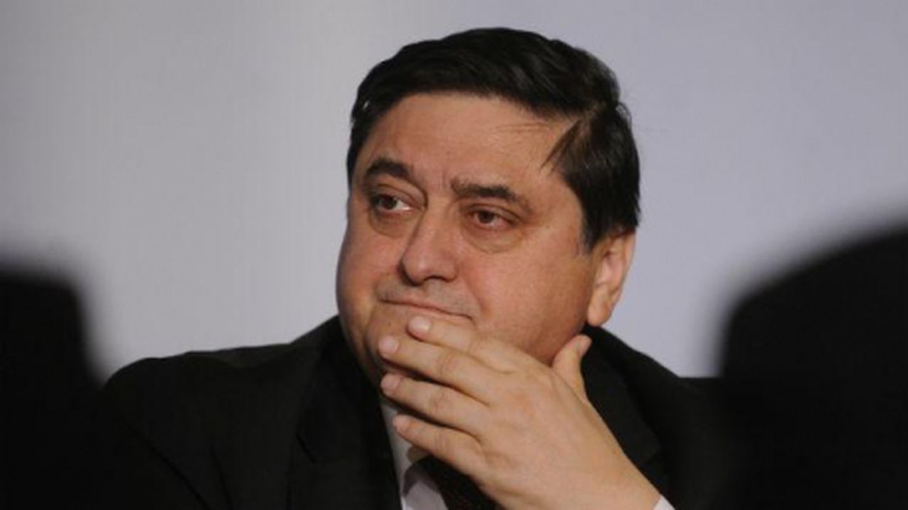 nita_constantin_32304900_73465000