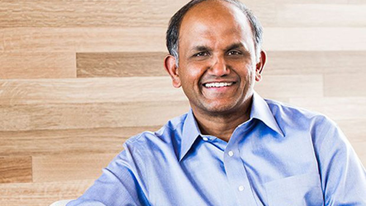 satya_nadella_01983600