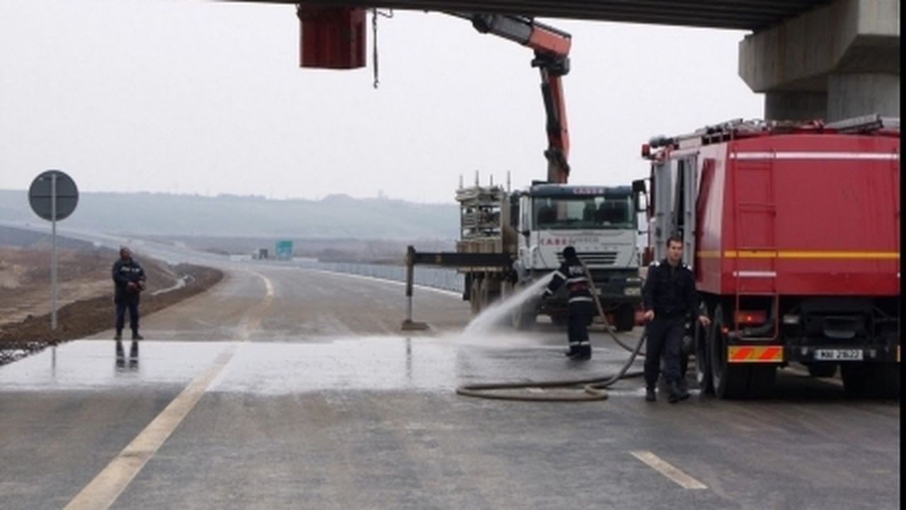 autostrada_57689_48319700_56063700_47891300