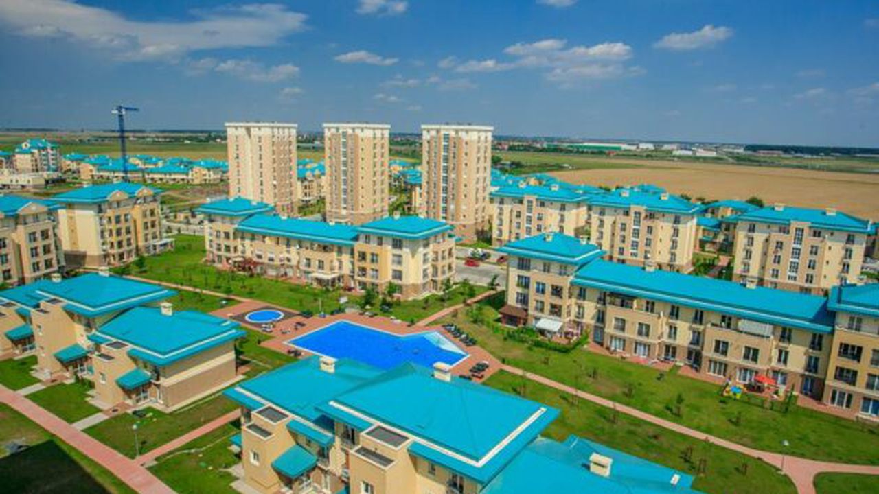 cosmopolis4_89492000