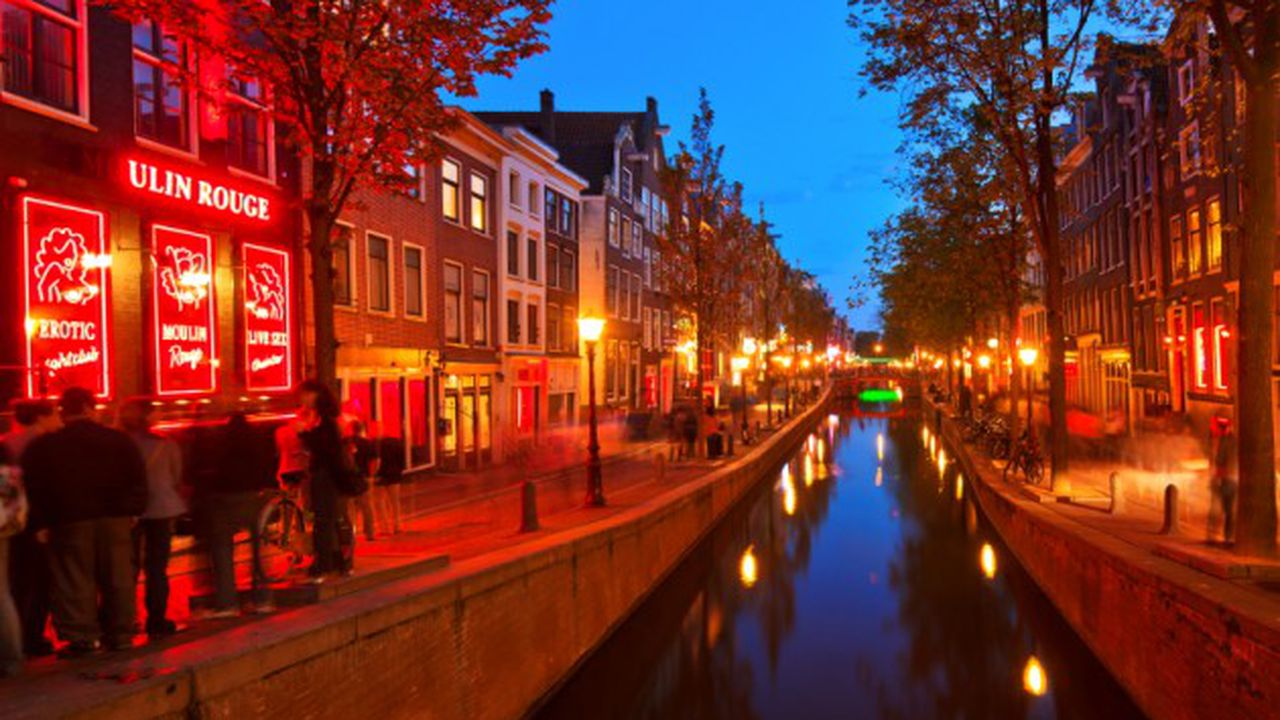 amsterdam_red_light_district_netherlands_630x372_31919300