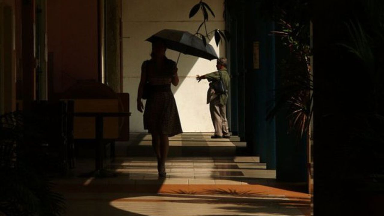 femeie_5677543_09011000