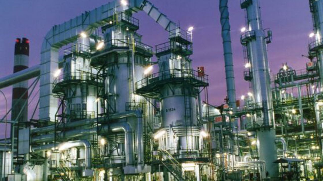 rafinarie_4765432_03811200