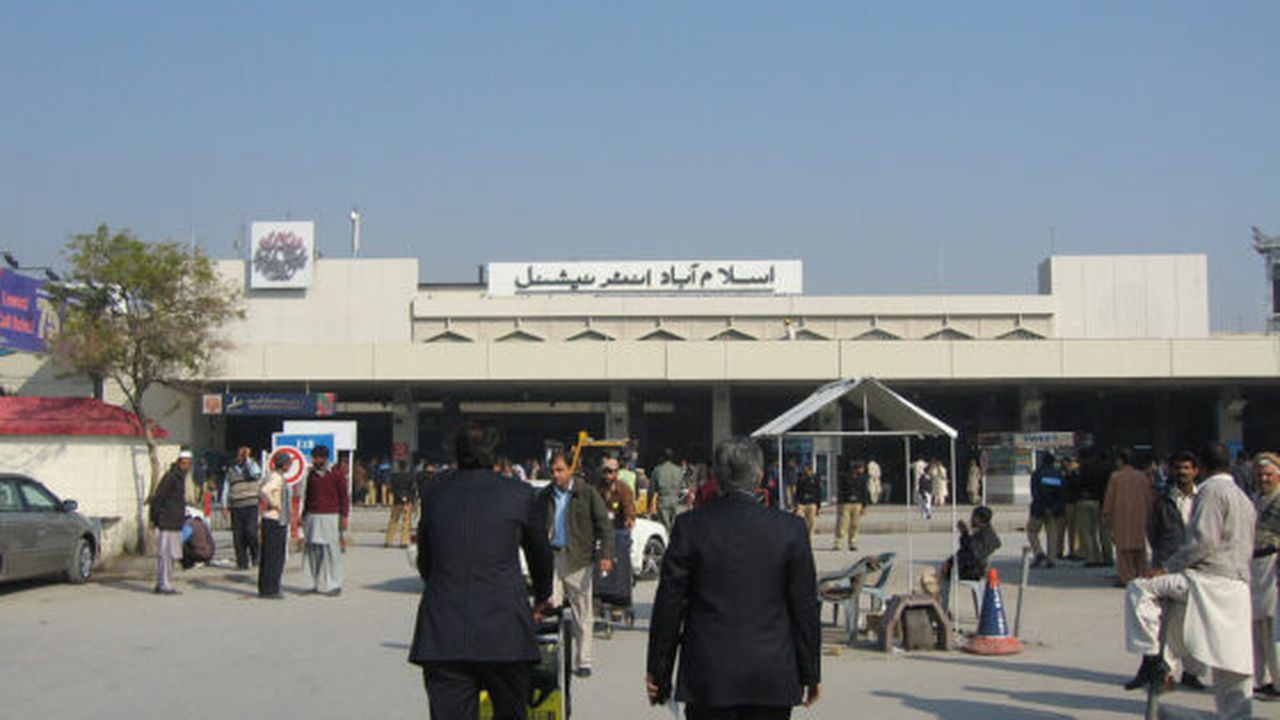 anf_seizes_5kg_heroin_from_islamabad_airport_00111900