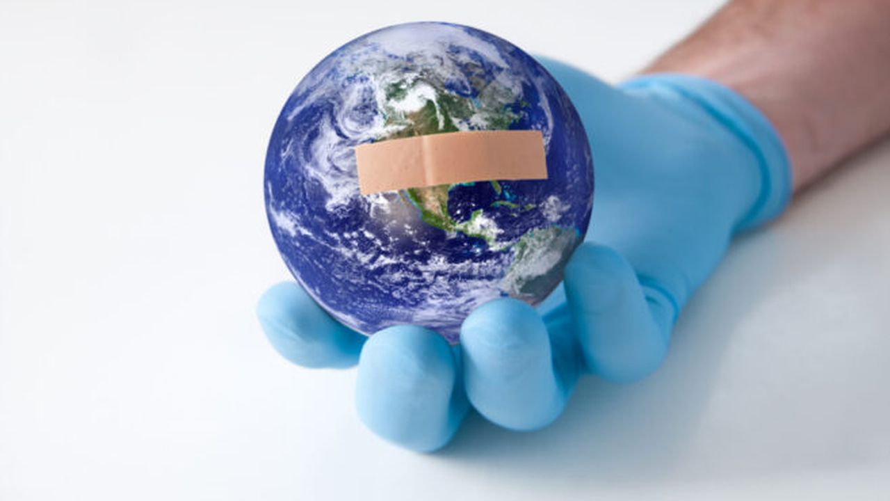 health_care_sustainability__heal_earth__istock_000011997866small_63574100