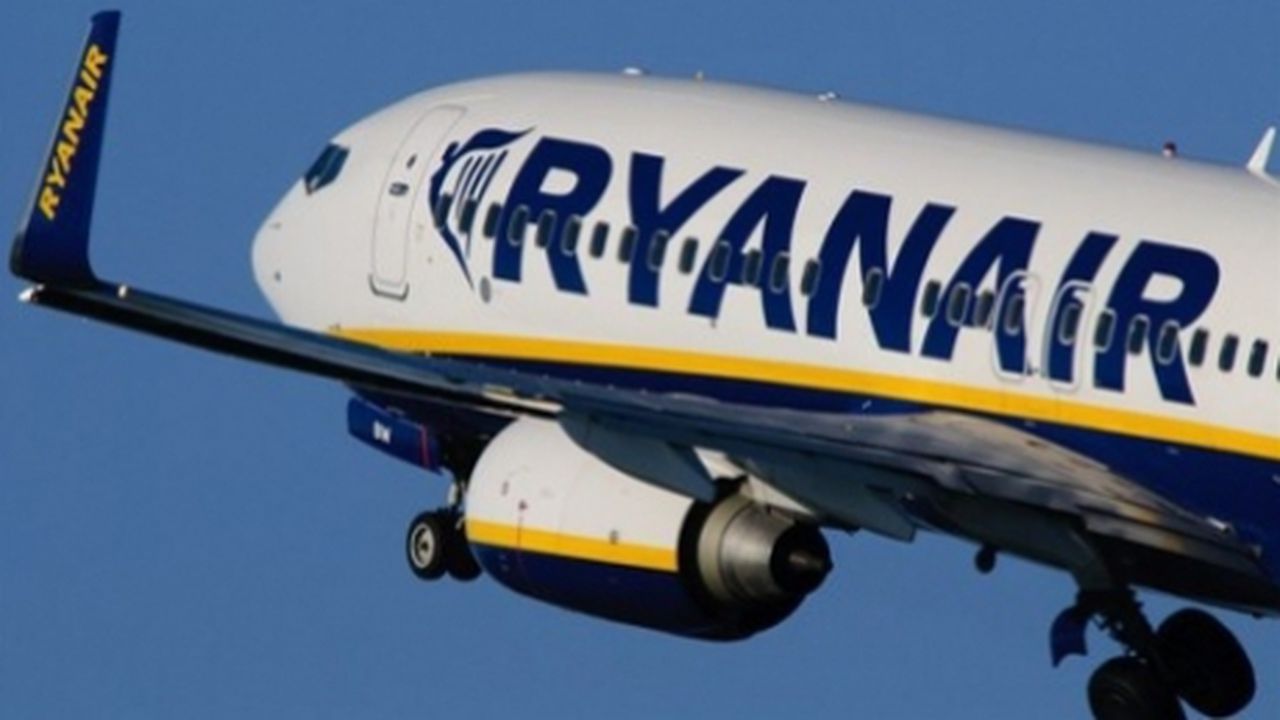 ryanair_31900400_15955100
