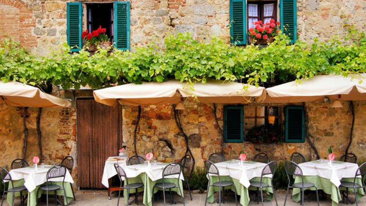 frumusetea_are_trei_nume_90070600