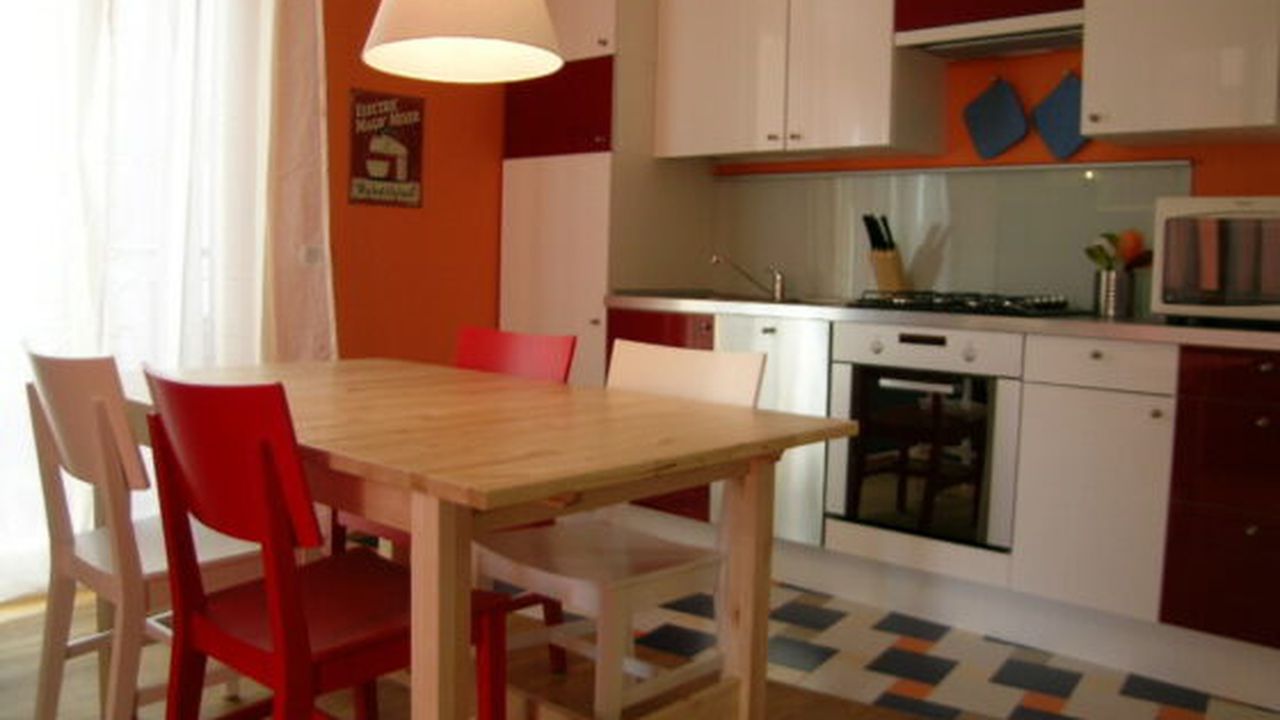 large_quiet_beautiful_apartment_milan_f87778a0b6a1874fdcd0e840619ecd5a_71669500