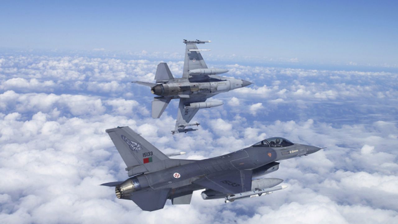 f_16s_portugal_lg_04218100_46068300