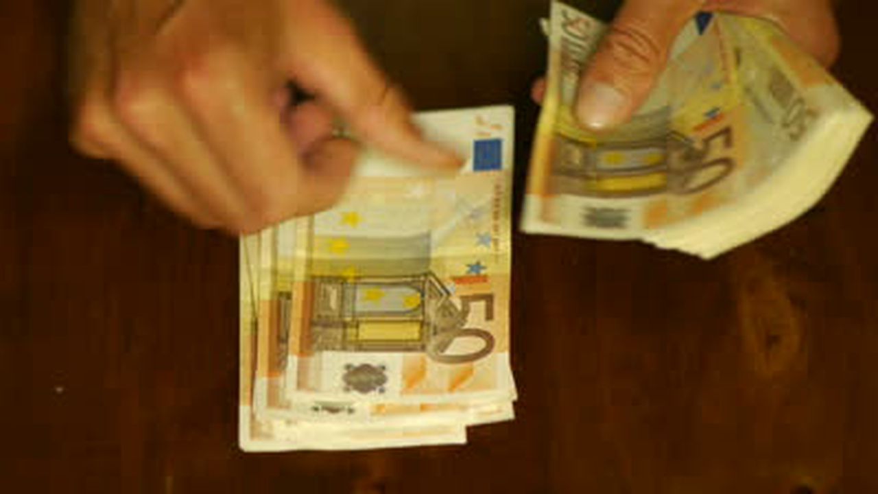 stock_footage_counting_fifty_euros_european_currency_paper_money_62318500