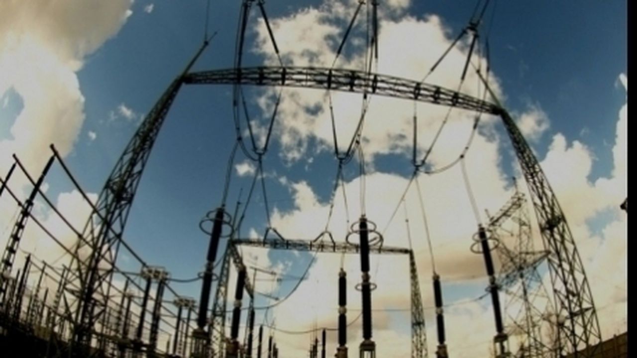 electric_5678765456789876393457656_61813100