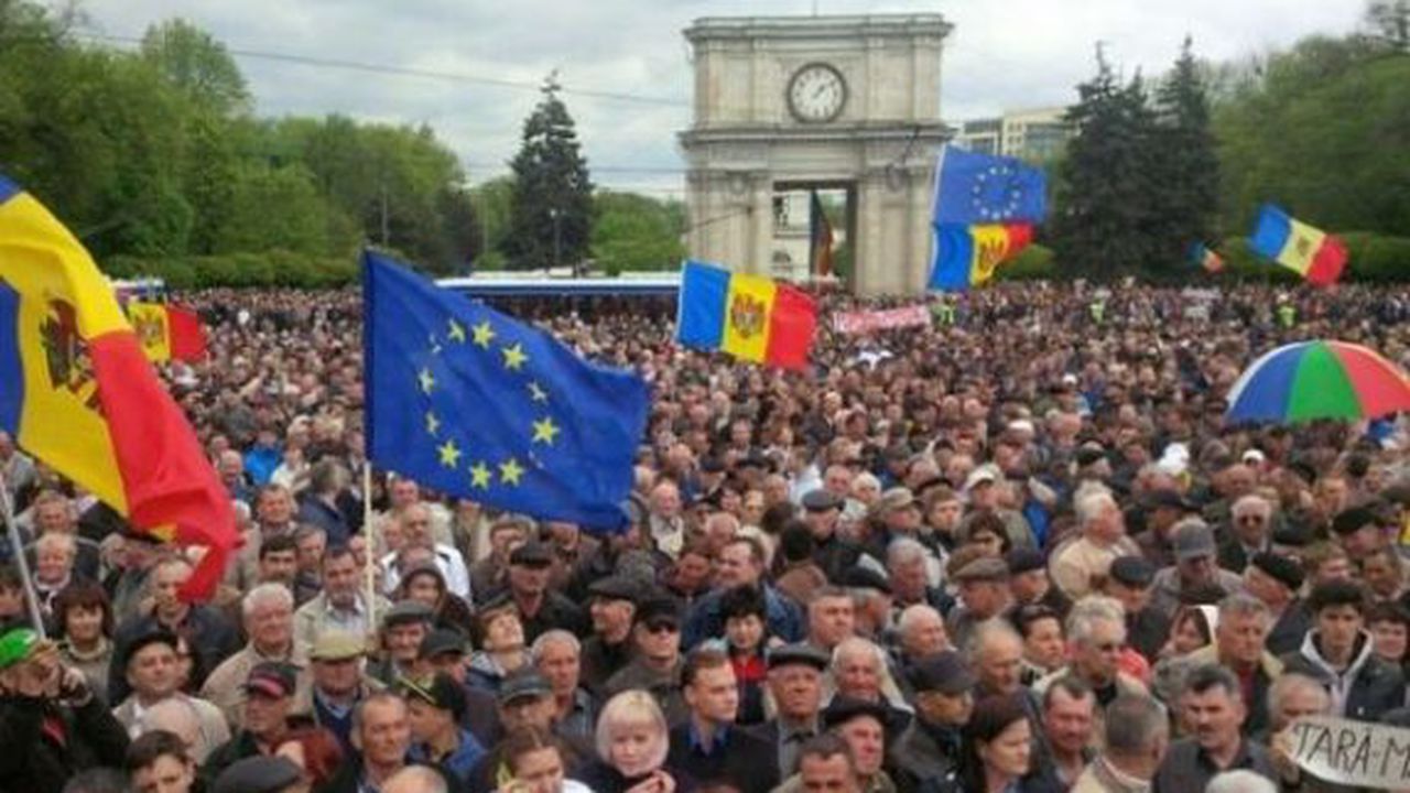 chisinau_protest_furtul_secolului_89877600