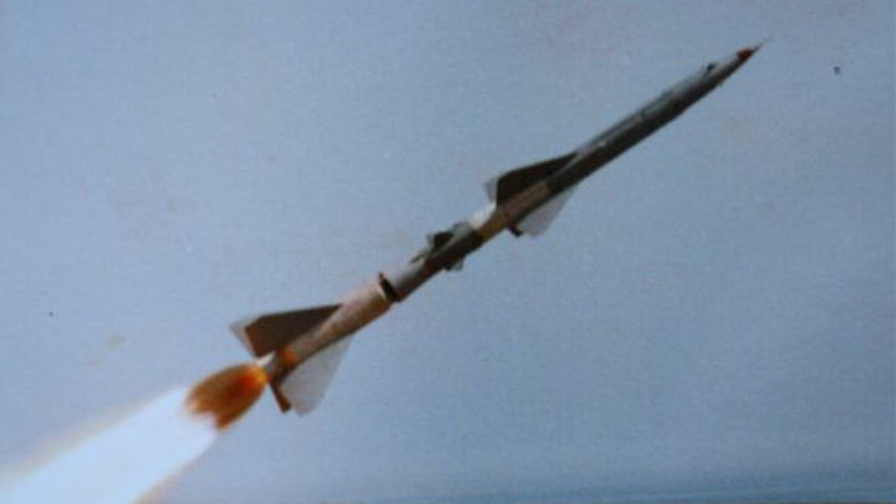 racheta_lansata_16830600