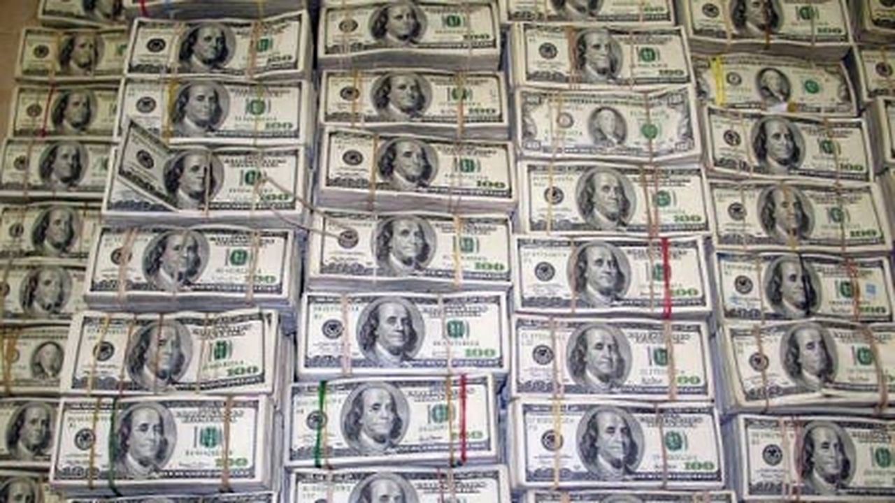 dolar_68897543_48301100_65132800