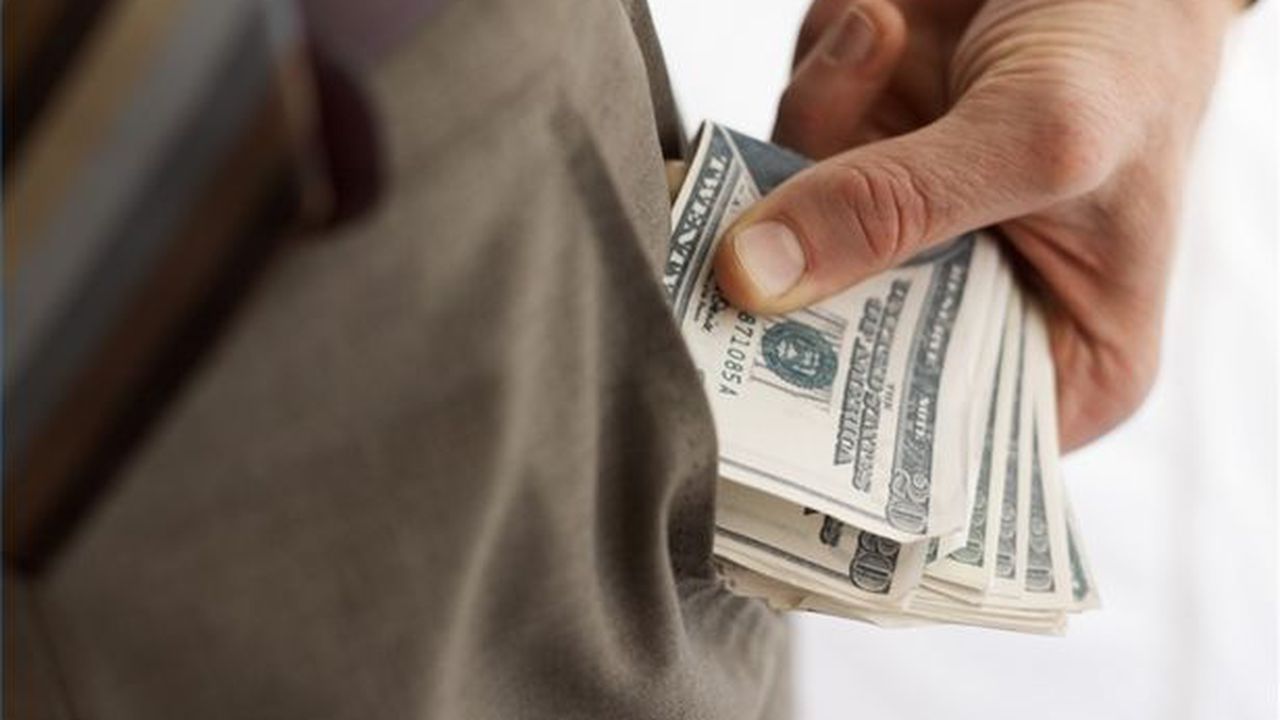 higher_education_fraud_52857800