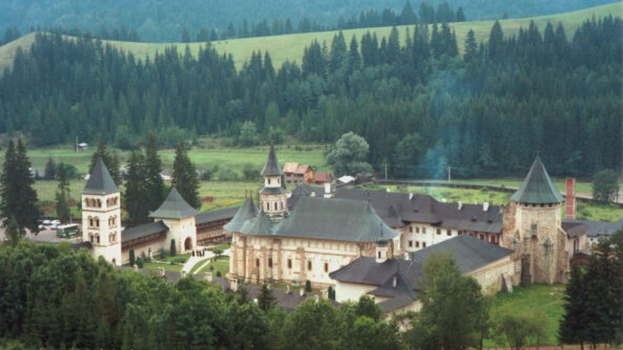 manastirea_putna_infobucovina_ro_42525400