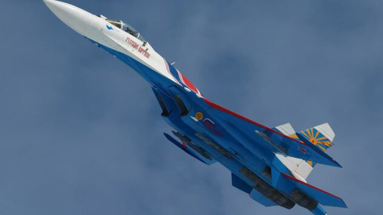 suhoi_27_345678_08313500