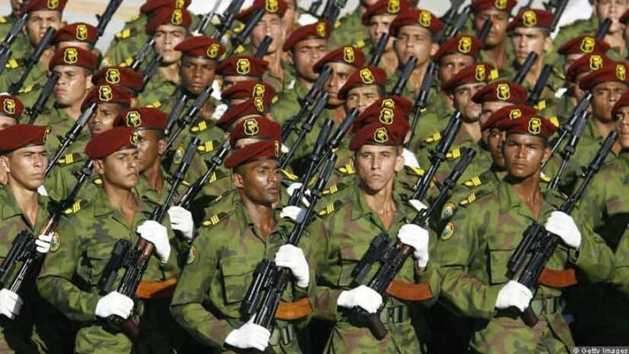 army_46003000_68617300
