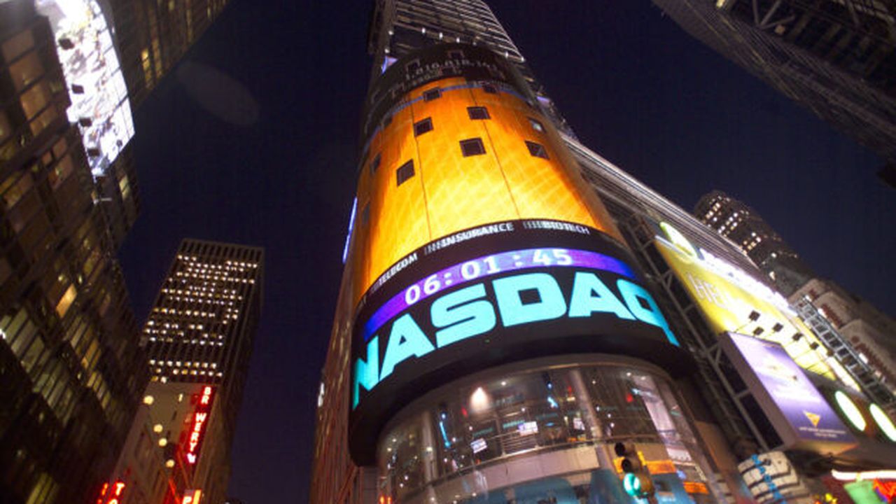 nasdaq_tower_78975600