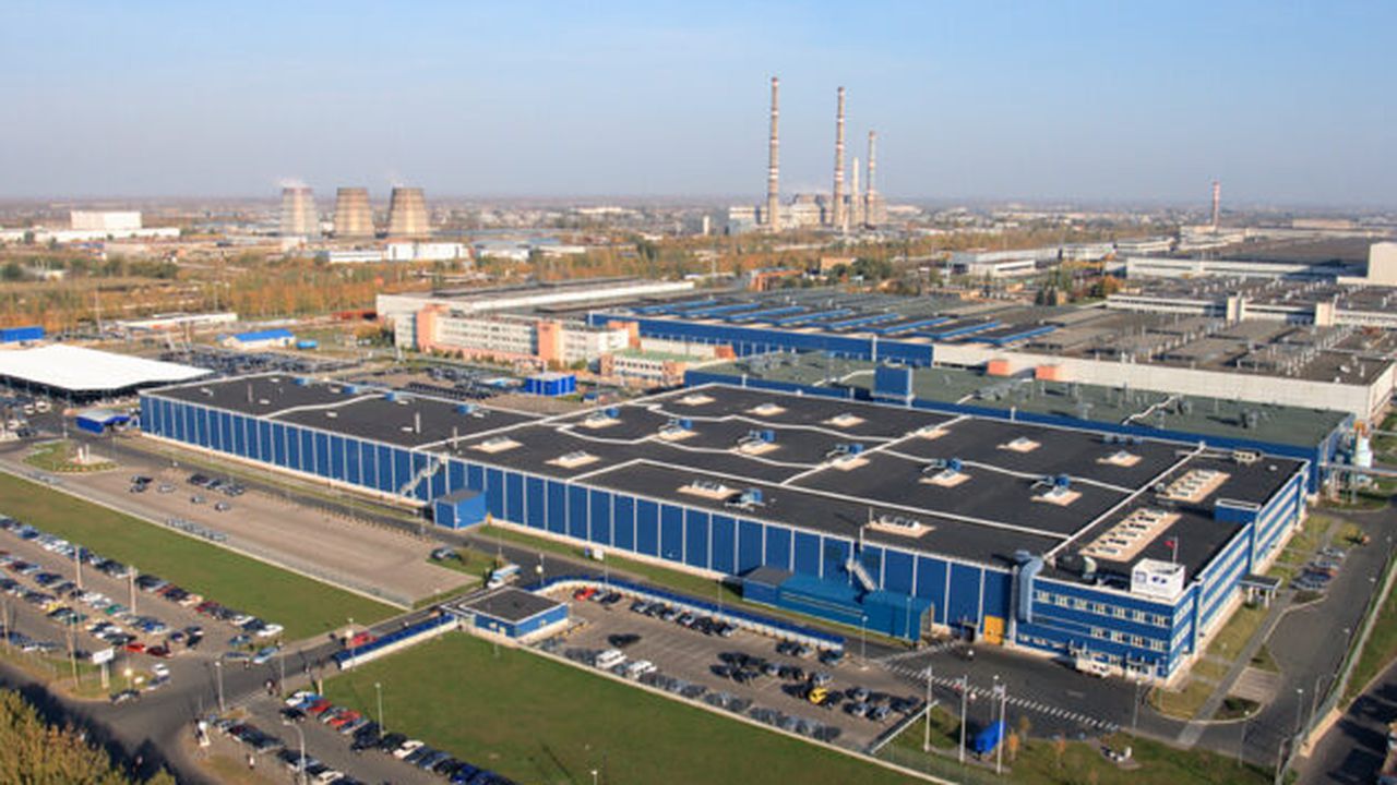 gm_avtovaz_plant_togliatti_russia_51147100