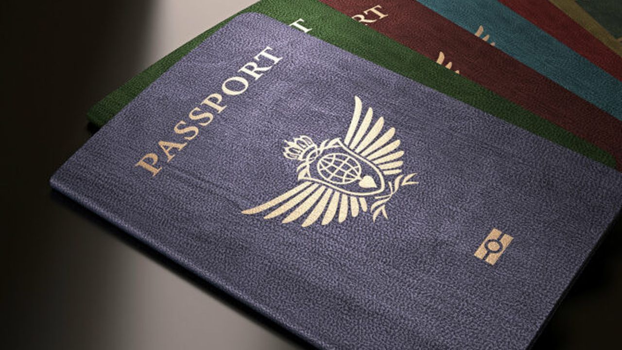 passport_colors_cover0316_40711500