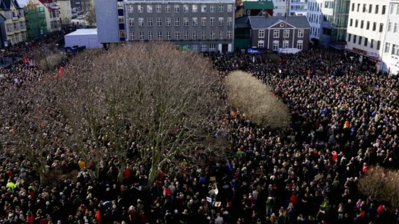 proteste_islanda_4567653_46553100