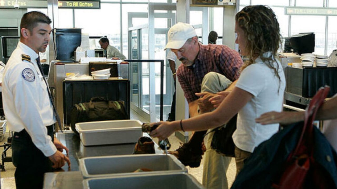 airport_security_cms_61580800