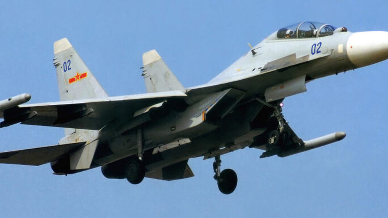 avion_suhoi_30_china_76594905868_82495600