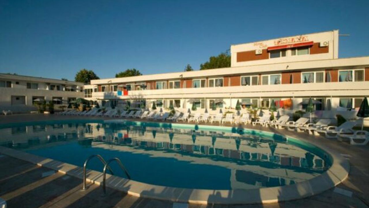 b_romania_jupiter_hotel_tismana_140018_66867400