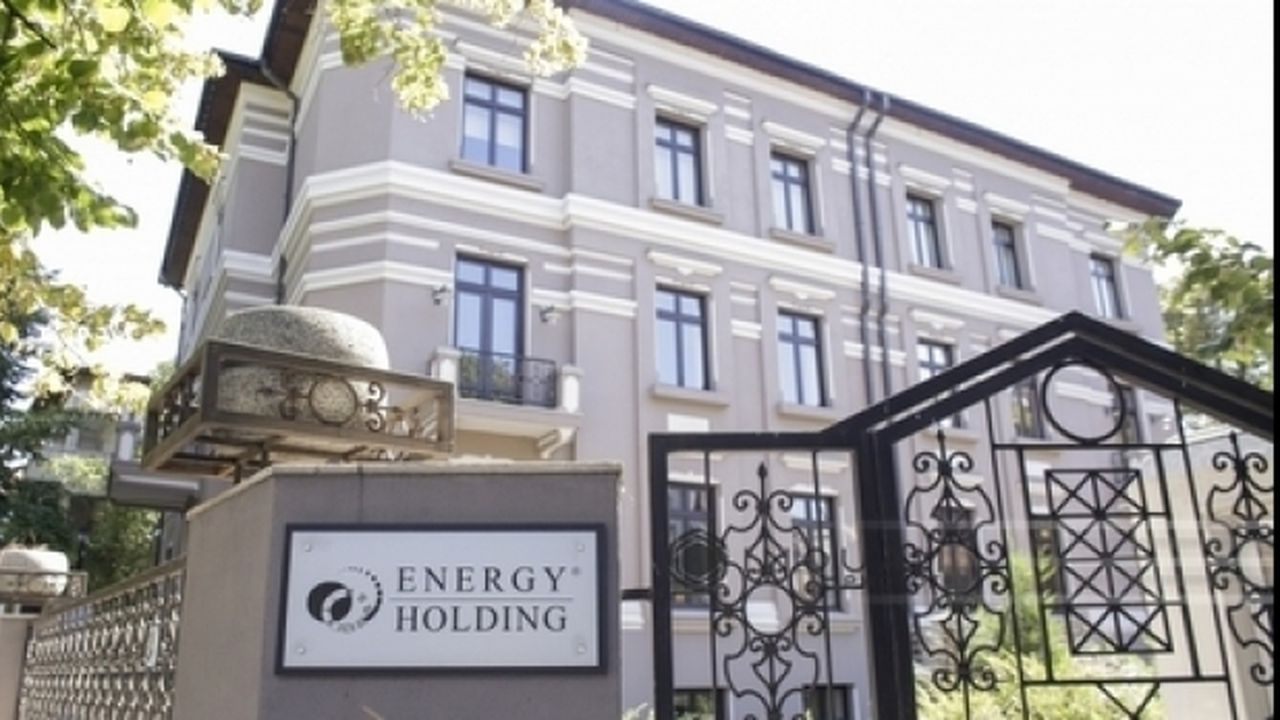 energy_holding_00_inquam_octav_ganea_80835400_86122800