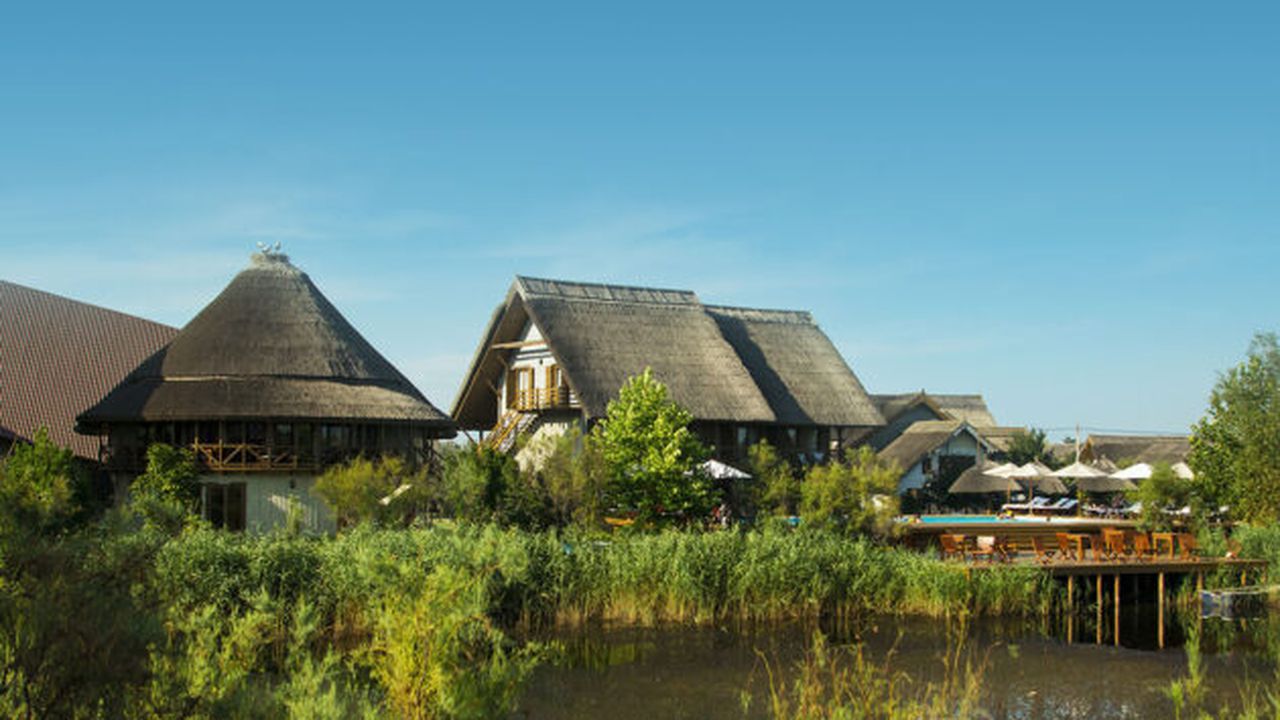 green_village_04977500