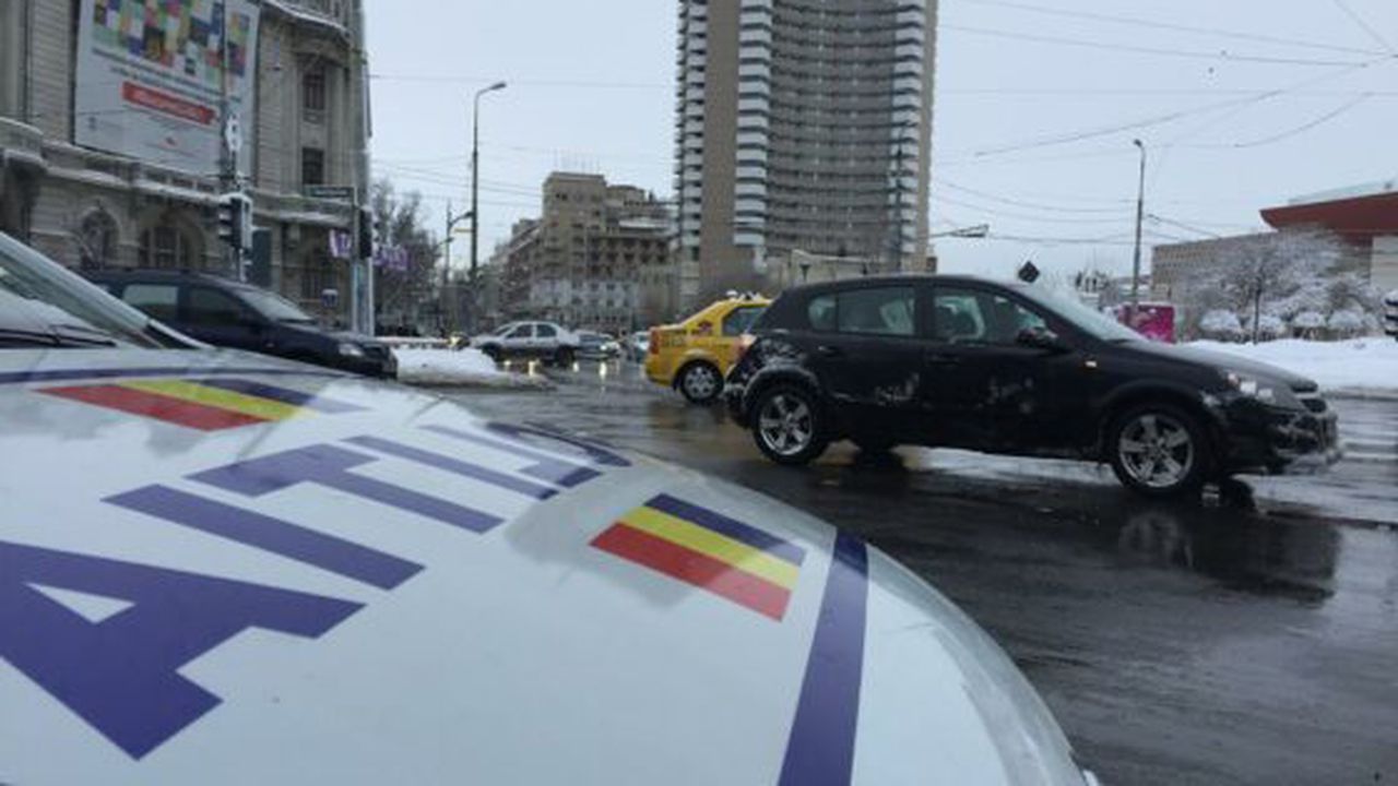 politia_58558669330_43918100