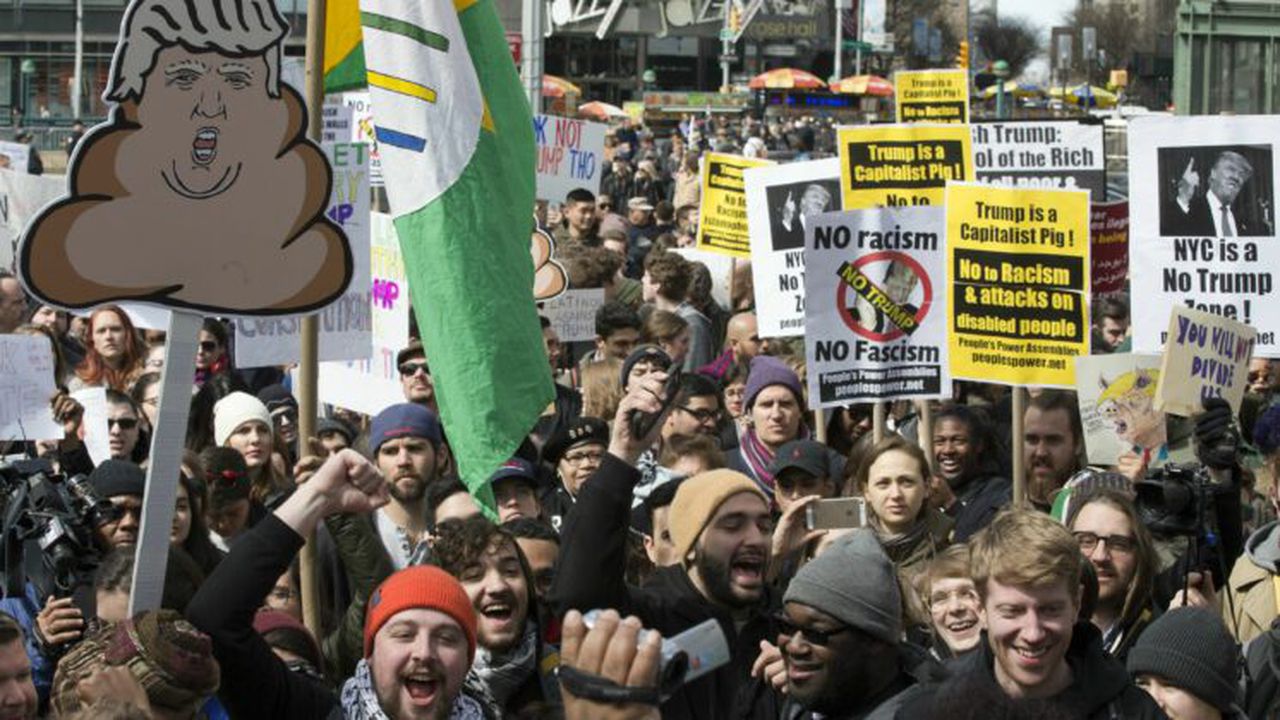 trump_protest_40267700