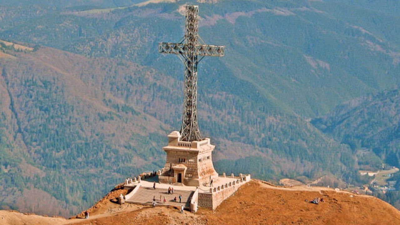 the_cross_on_caraiman___crucea_de_pe_caraiman_2_05985000