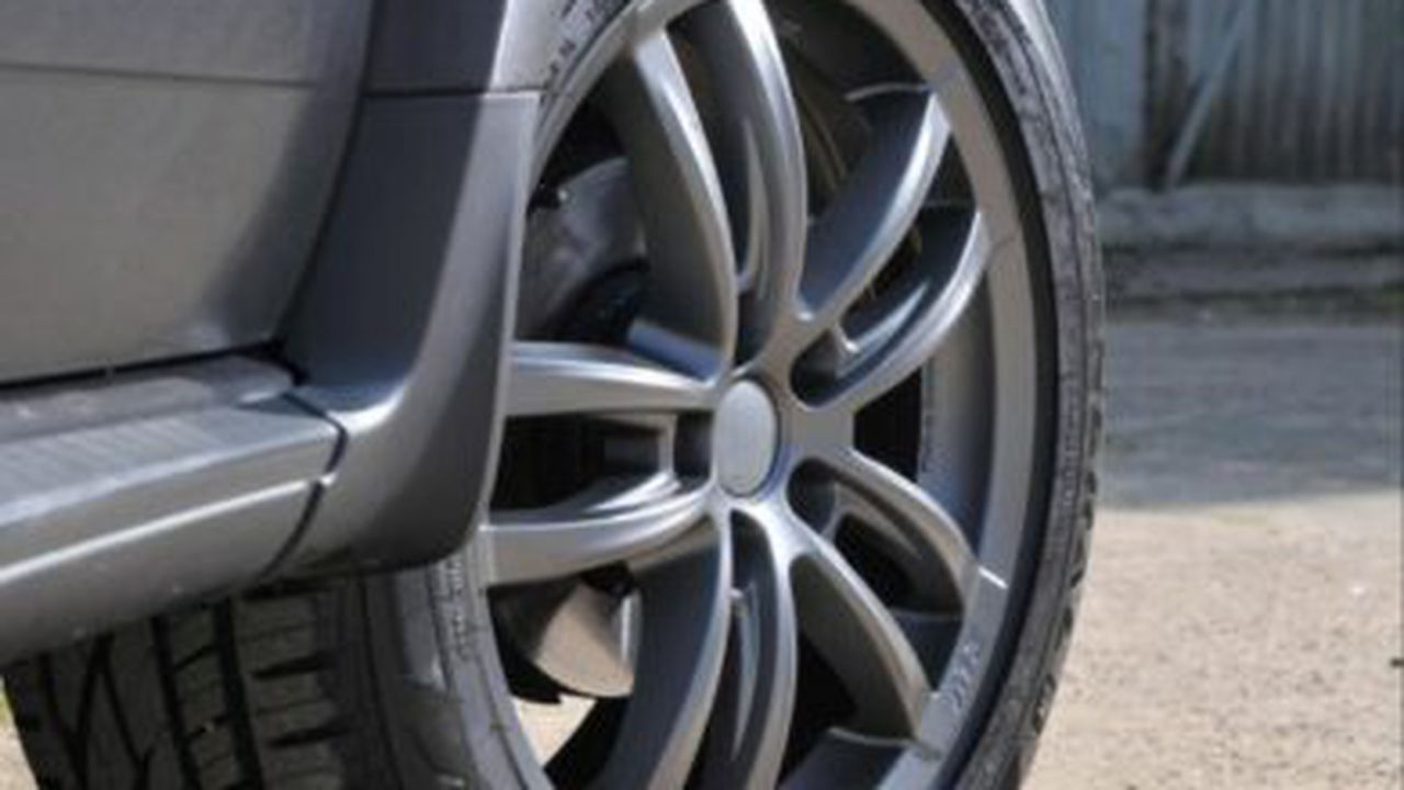 dacia_duster_black_edition_6_520x560_49015500