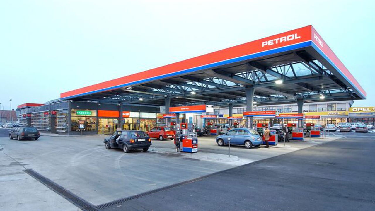 benzinarie_petrol_83893600