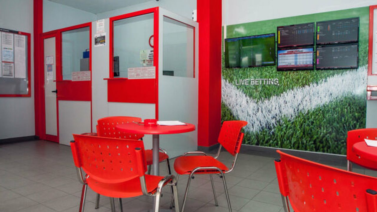 901e1a127d344aafcd350c10fff3c6ae_99817600