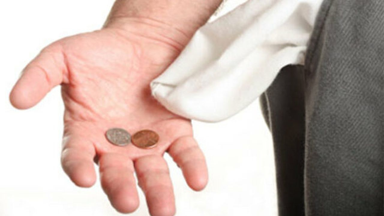 empty_pockets_05180000