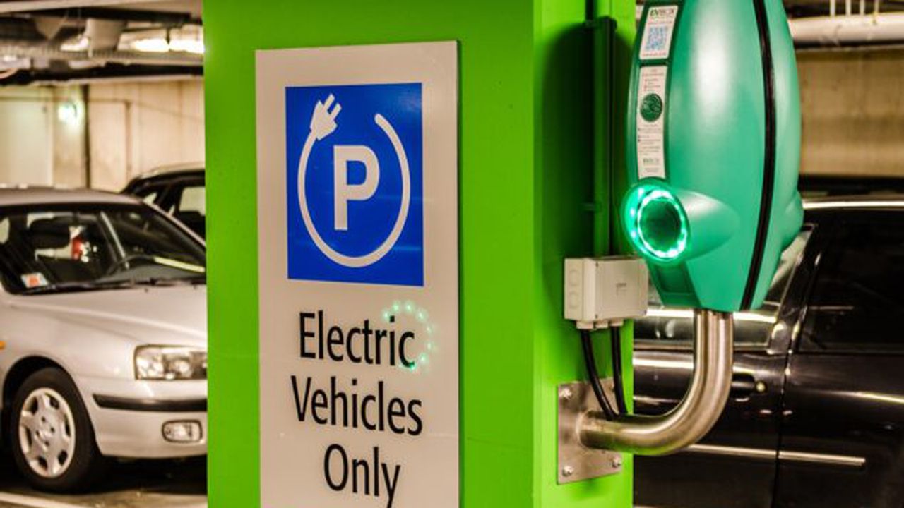 electric_2778403_1280_35863900