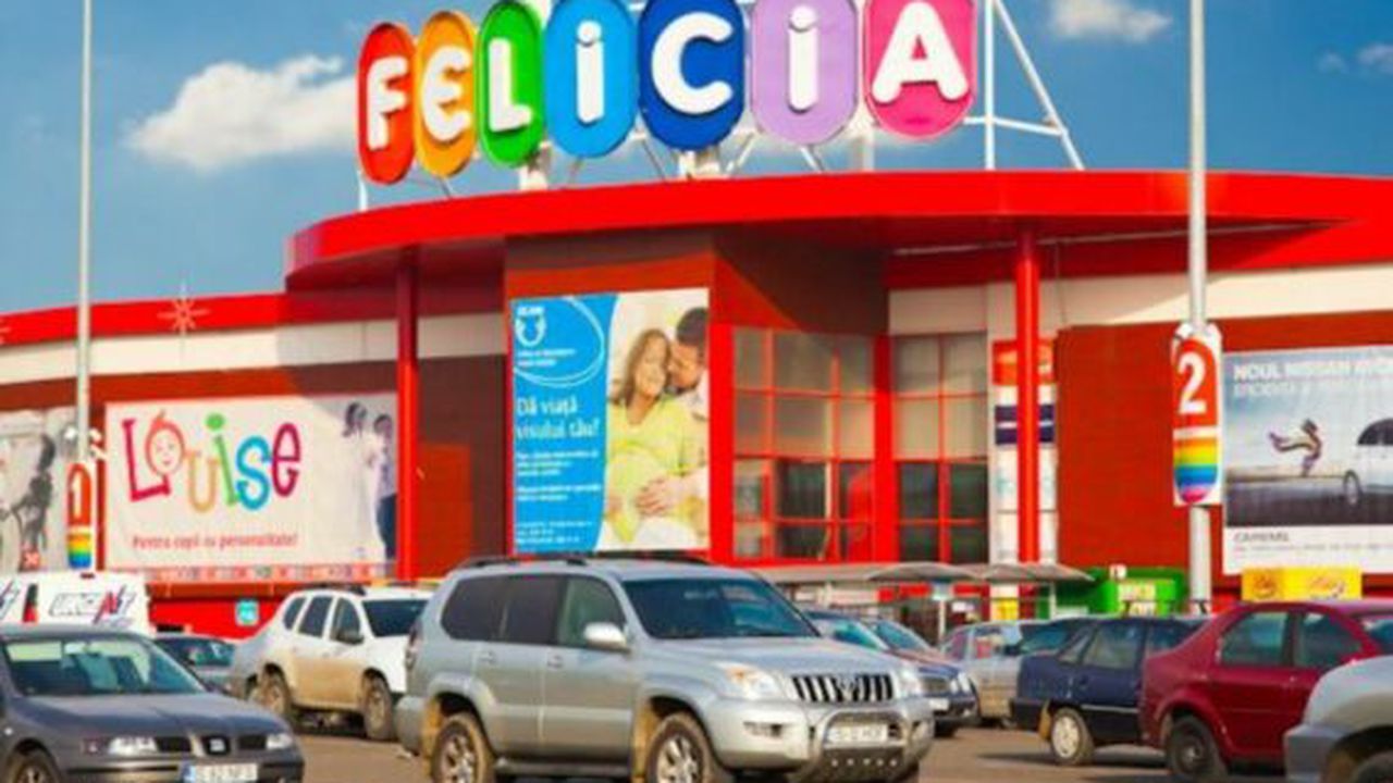 felicia_exterior_76889400