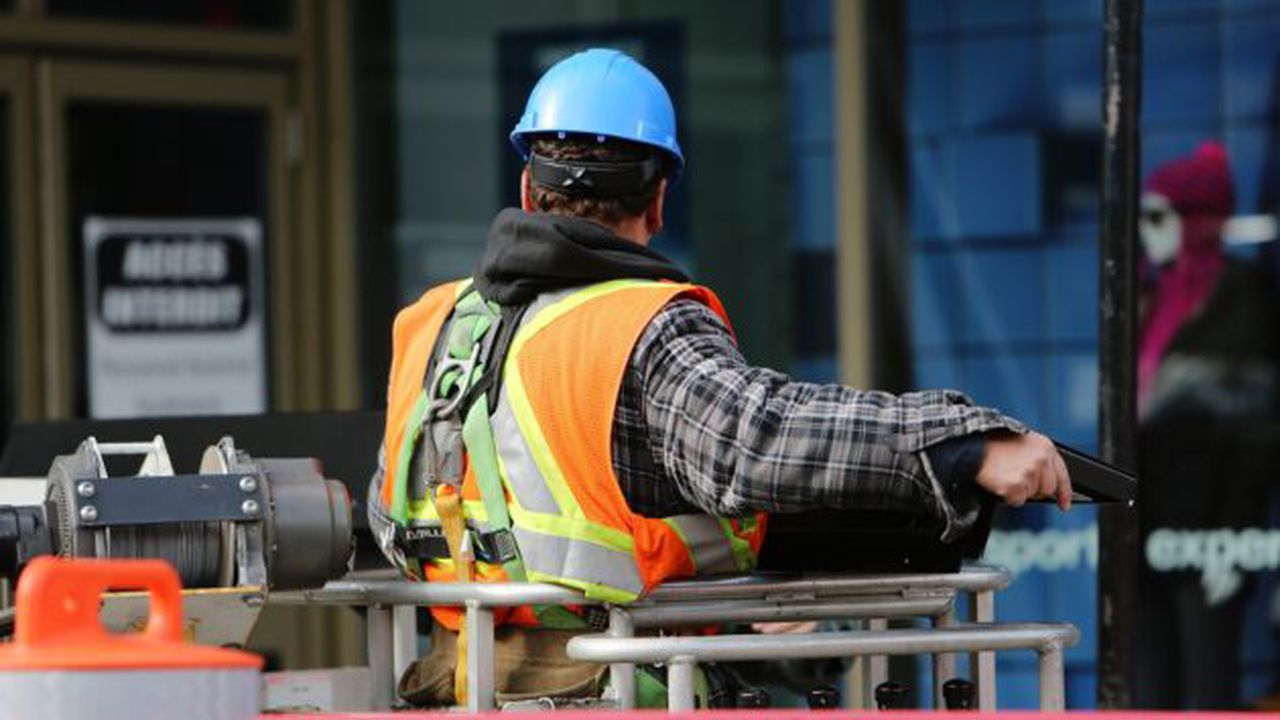 construction_worker_569126_1280_03190300
