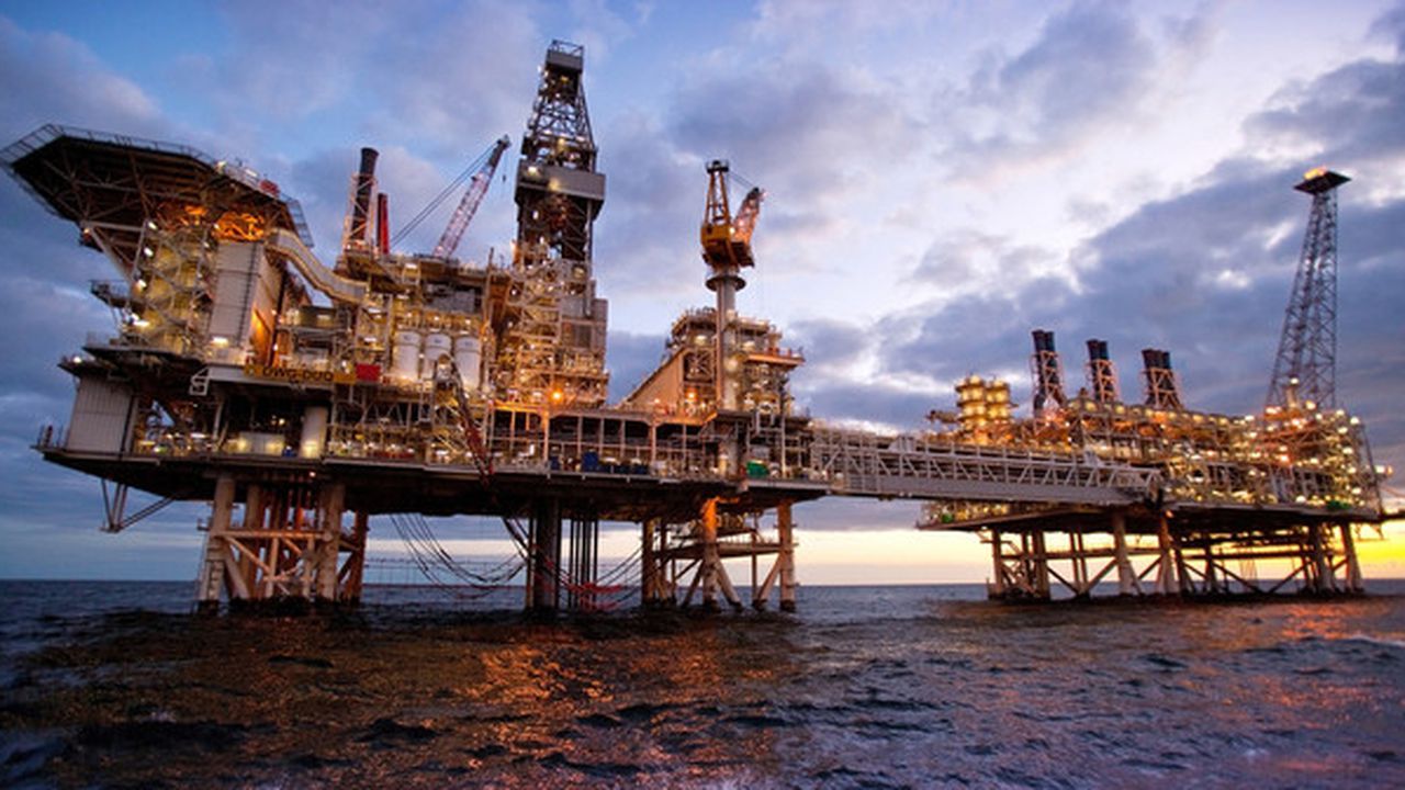 azeri_chirag_gunashli__67876543_39990800