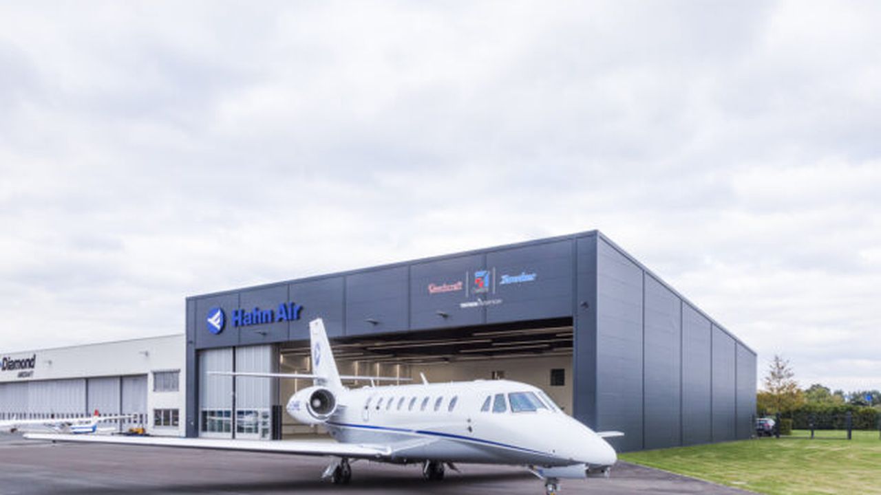 sovereign_aircraft_81148300