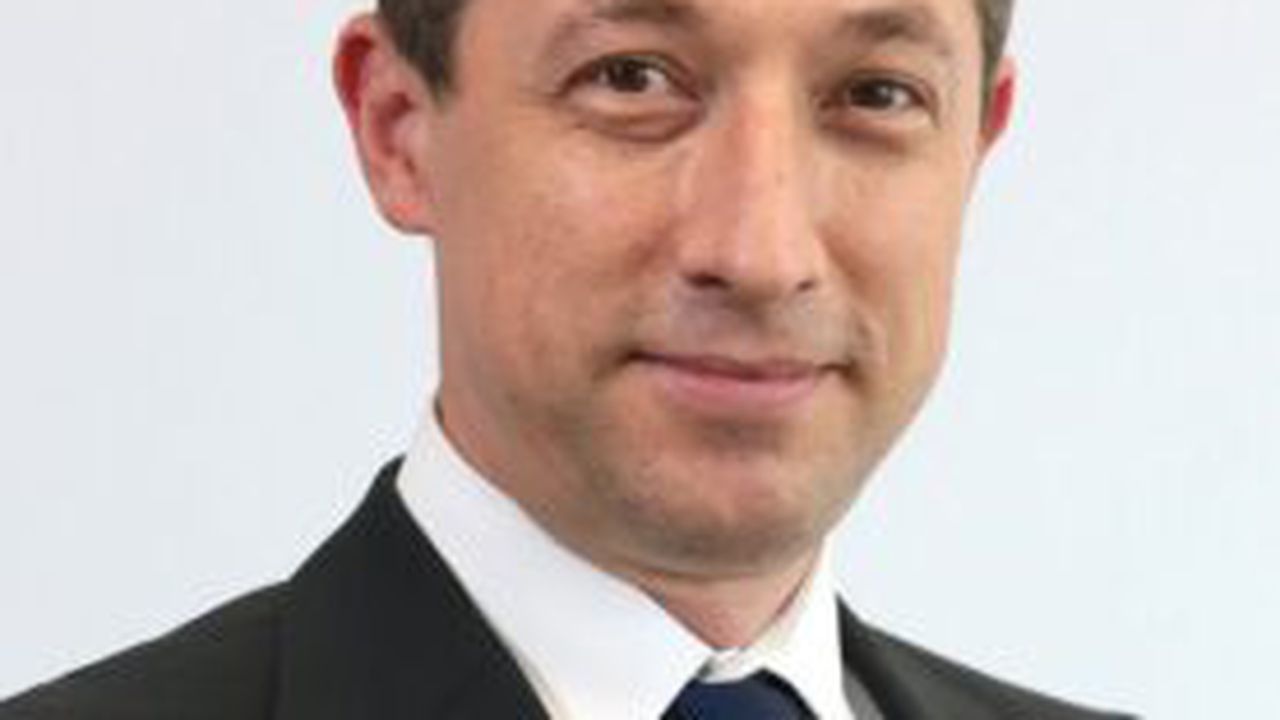 lucian_enaru_schneider_electric_81085600