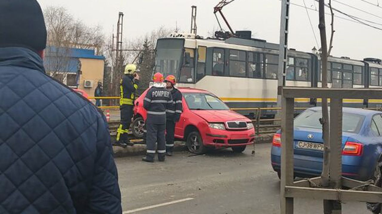 tramvai_41_skoda_67111400